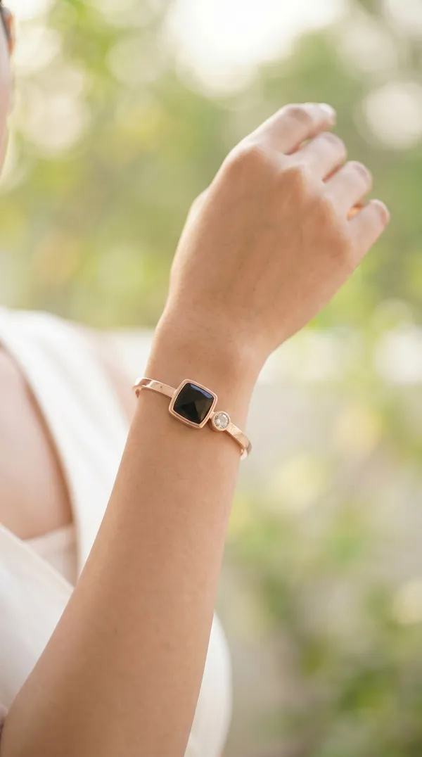 Modern_Rose_Gold_Bracelet_For_Women