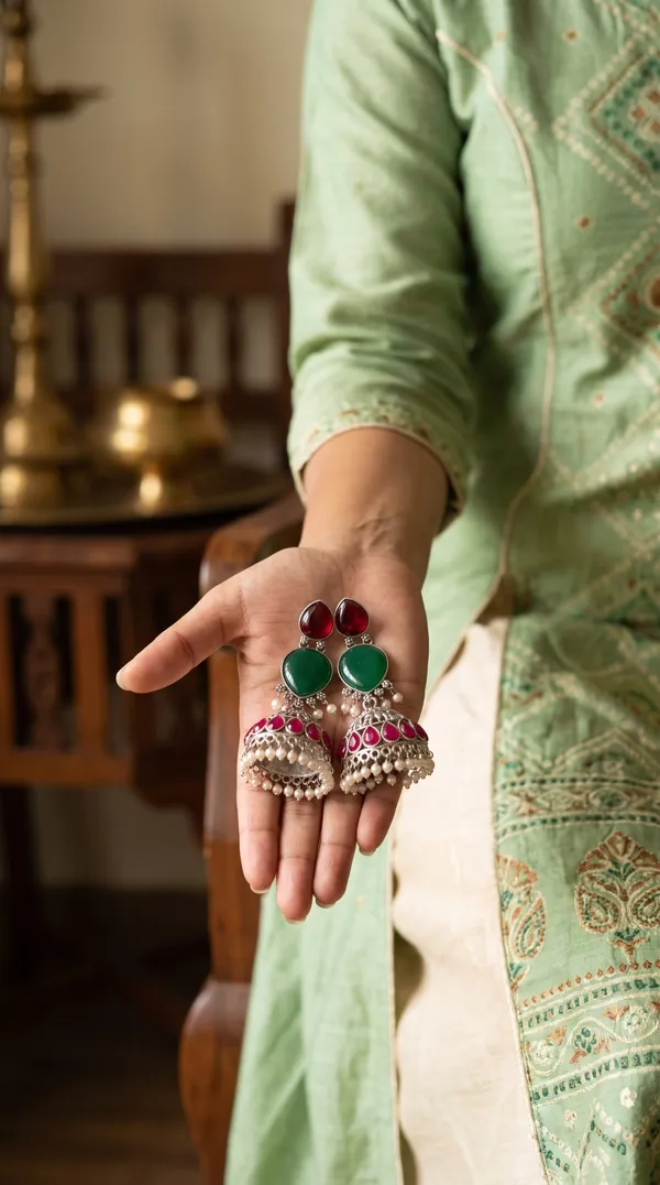 Handcrafted_Red-Green_Stone_Antique_Oxidised_Jhumka
