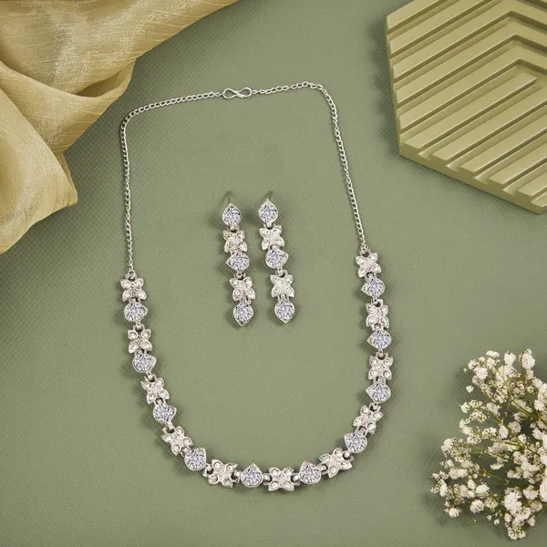 Elegant_Diamond_Look_Necklace_Set_with_Matching_Earrings_for_Women