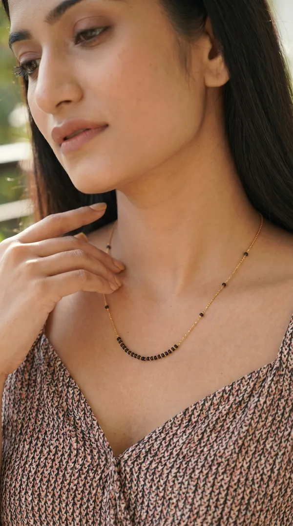 Gold_Plated_Square_Diamond_Pendant_Mangalsutra_with_Black_Beads_for_Women
