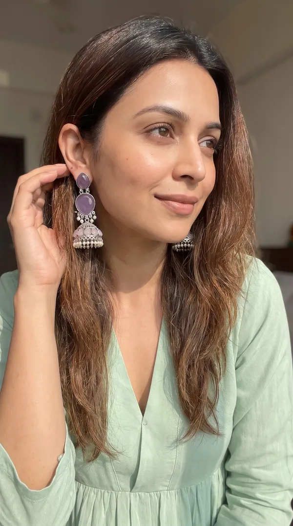 Handcrafted_Purple-Pink_Stone_Antique_Oxidised_Jhumka