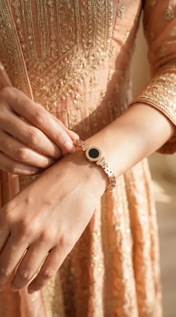 Modern_Rose_Gold_Bracelet_For_Women