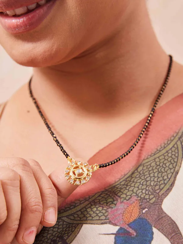 Rose_Gold_Mystic_Leaflet_Anti_Tarnish_Mangalsutra_For_Women