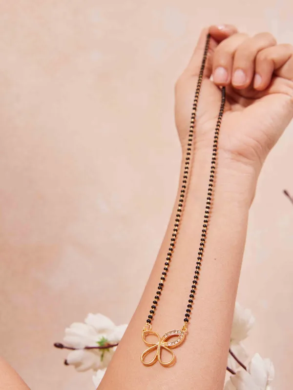 Rose_Gold_Mystic_Leaflet_Anti_Tarnish_Mangalsutra_For_Women