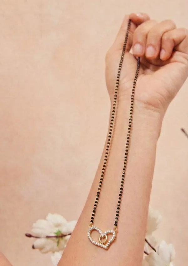 Rose_Gold_Mystic_Leaflet_Mangalsutra_For_Women