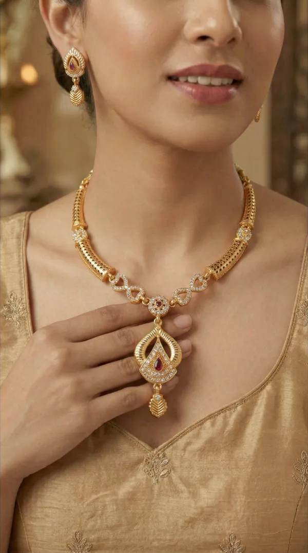 Traditional_Gold-Plated_Necklace_Set_with_Earrings