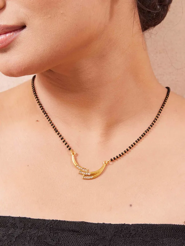 Rose_Gold_Mystic_Leaflet_Mangalsutra_For_Women