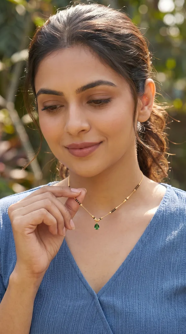 Emerald_Green_Teardrop_Pendant_Mangalsutra_Necklace_with_Black_Beads_and_Gold_Tone_Detailing_for_Women