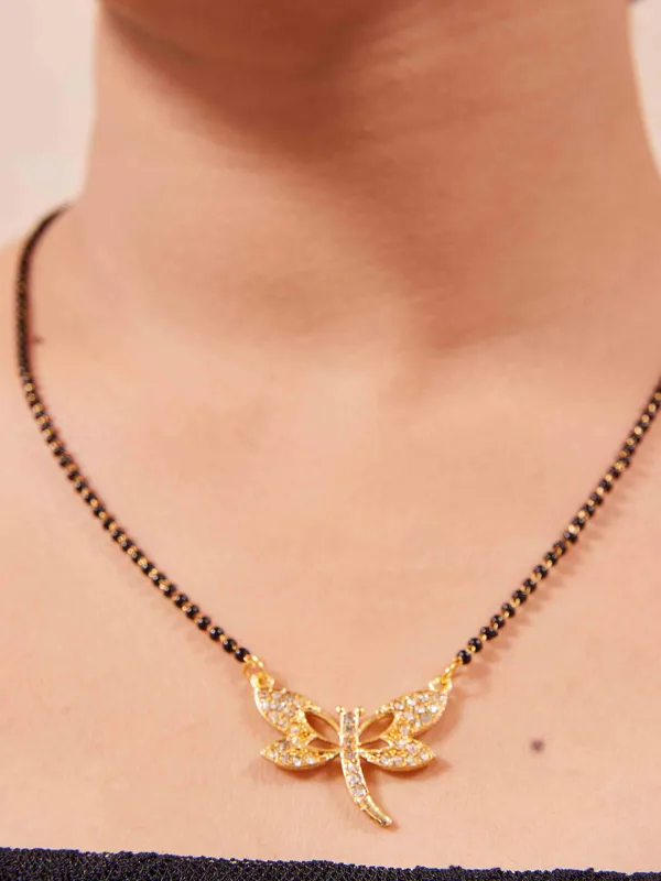 Rose_Gold_Mystic_Leaflet_Anti_Tarnish_Mangalsutra_For_Women
