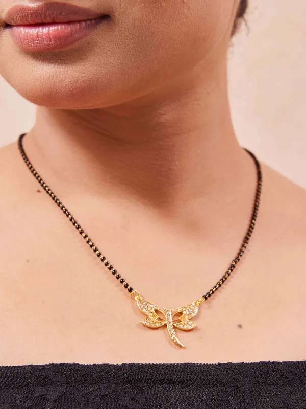 Rose_Gold_Mystic_Leaflet_Anti_Tarnish_Mangalsutra_For_Women