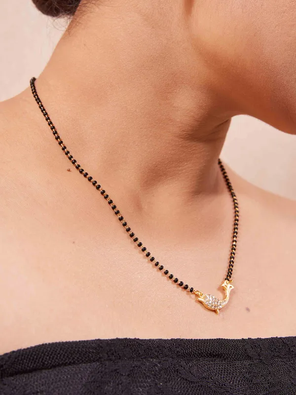 Rose_Gold_Mystic_Leaflet_Anti_Tarnish_Mangalsutra_For_Women
