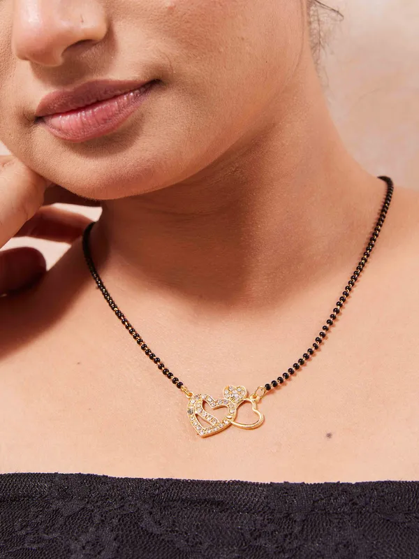 Rose_Gold_Mystic_Leaflet_Mangalsutra_For_Women