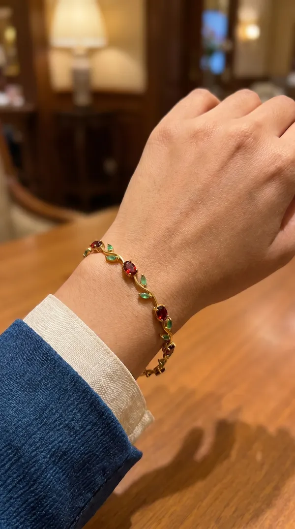 Gold_Plated_Red_&_Green_Stone_Floral_Design_Bracelet_for_Women