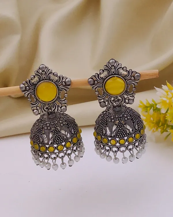 Elegant_Silver_Jhumka_Earrings_for_Women