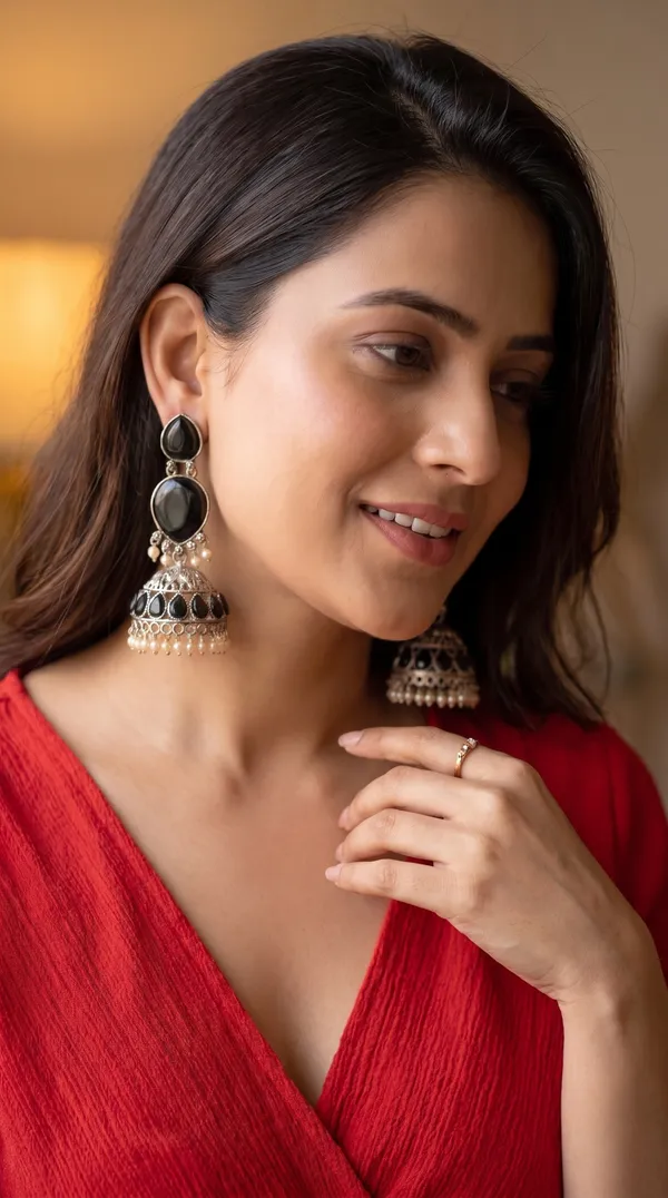 Handcrafted_Black_Stone_Antique_Oxidised_Jhumka