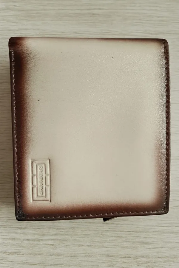 Beige_Premium_Leather_Wallet_For_Men