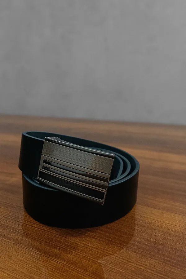 Black_Premium_Leather_Belt_For_Men