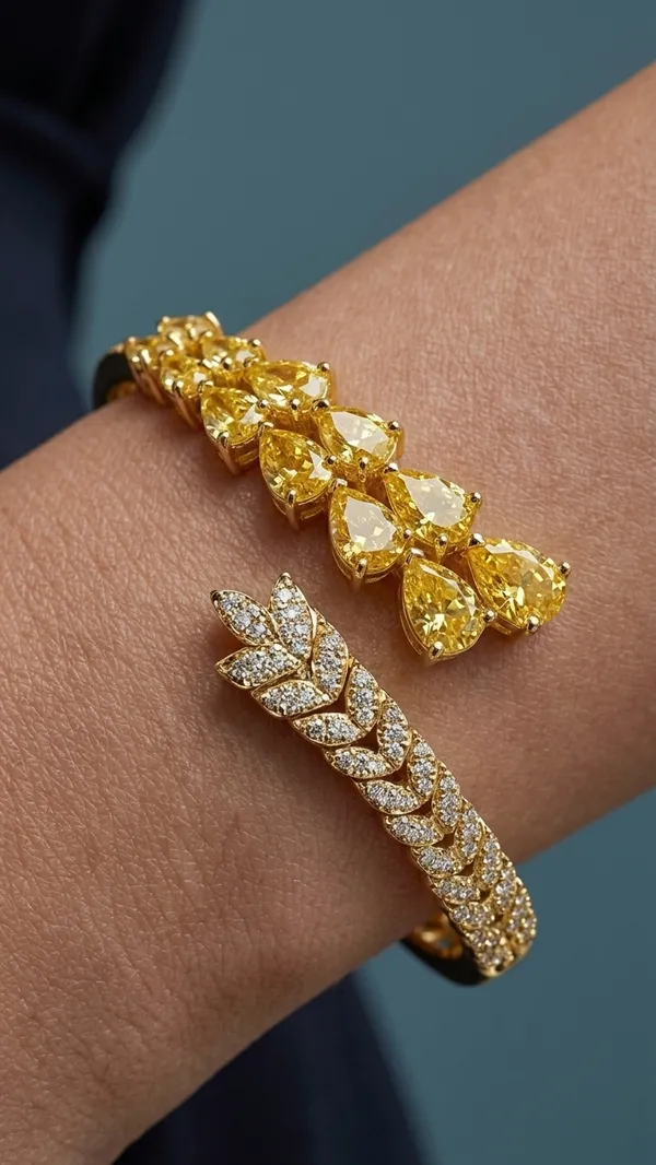 1✨_STORIETAYLOR_|_Golden_Leaf_Crystal_Bracelet_✨