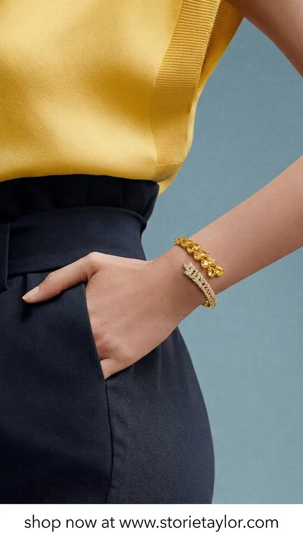 1✨_STORIETAYLOR_|_Golden_Leaf_Crystal_Bracelet_✨