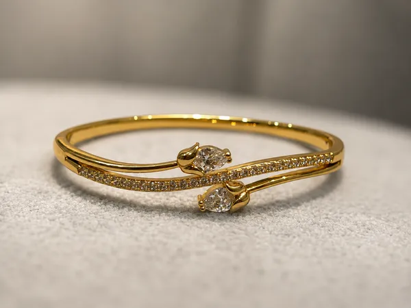 1____Celeste_Drop_Bracelet_