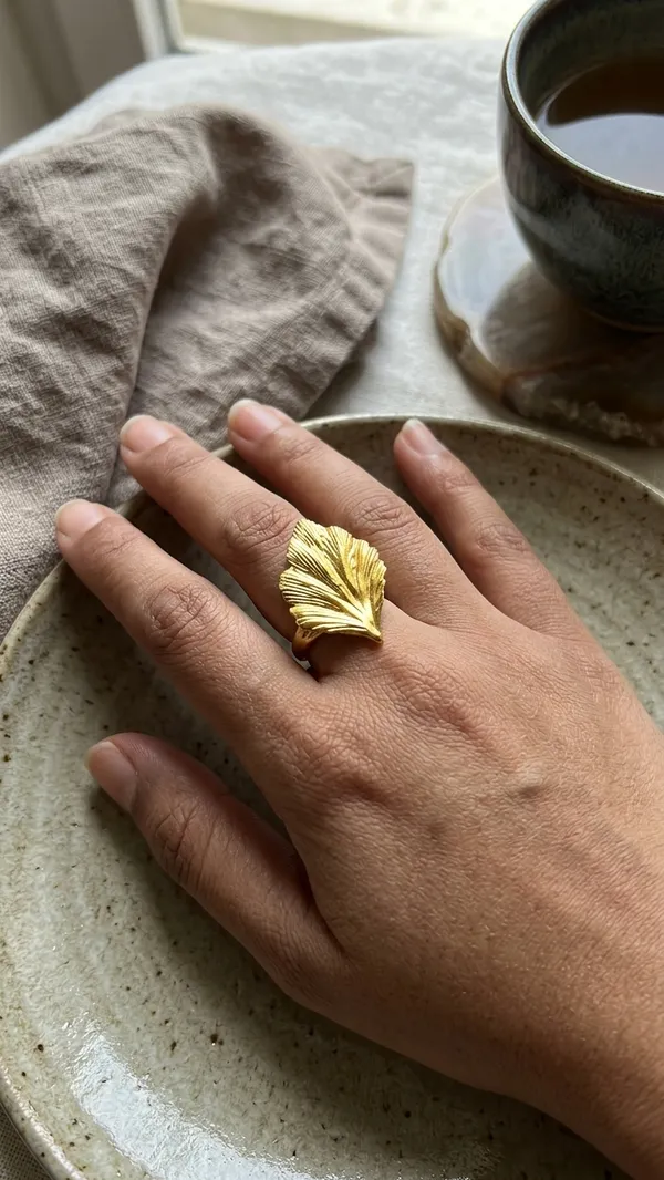 1____Golden_Leaf_Statement_Ring