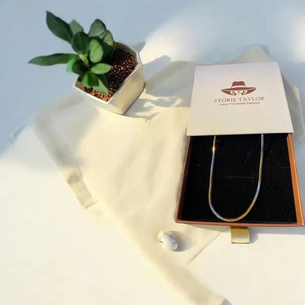 Gold_Metal_With_Silver_Plating_Pendant_For_Women