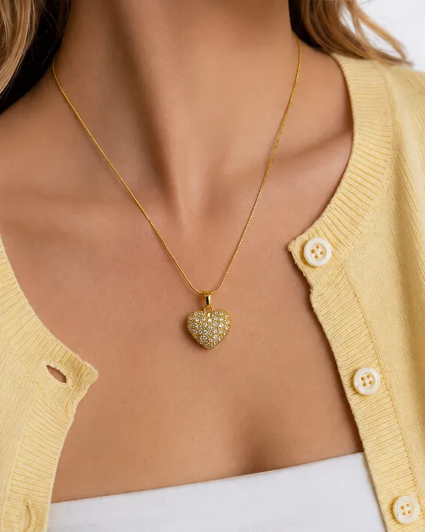 Crystal_Heart_Pendant_Necklace