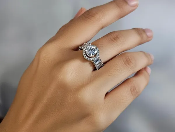 Silver_Metal_Alloy_Ring_For_Women