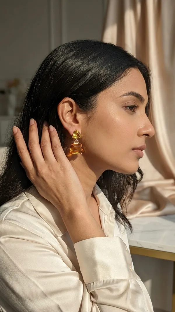 Golden_Amber_Drop_Earrings