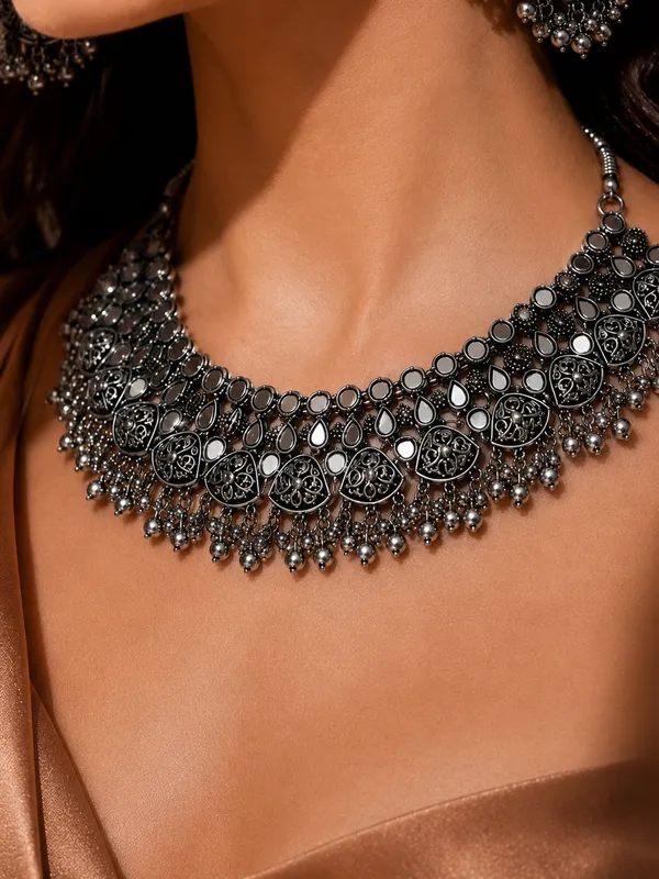 Premium_Oxidised_Silver_Mirror_Choker_Necklace_Set_with_Matching_Earrings_&_Maang_Tikka_for_Women_|_Traditional_Ethnic_Jewellery_Set