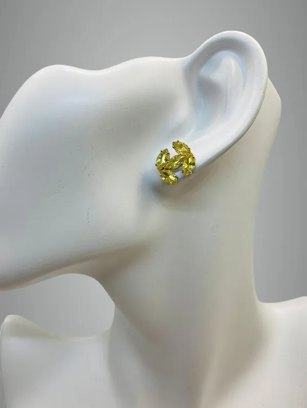 Gold_Metal_Alloy_Earrings_For_Women
