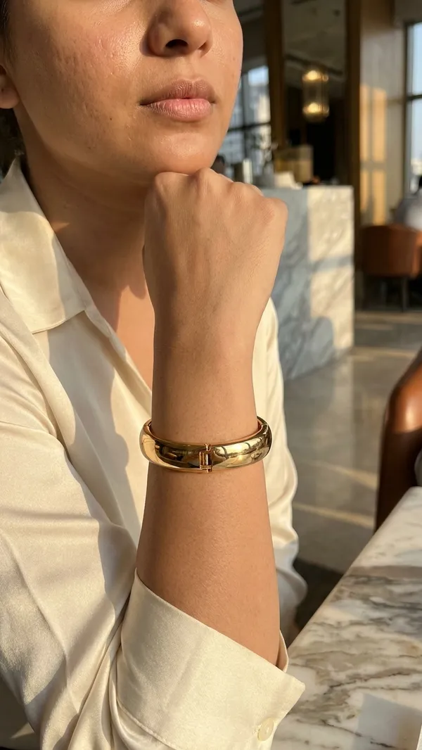 STORIE_TAYLOR_____Elite_Gold_Cuff_Bracelet