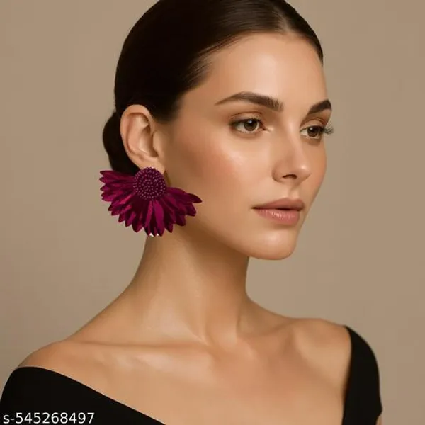 Handmade_Hot_Pink_Floral_Beaded_Earrings