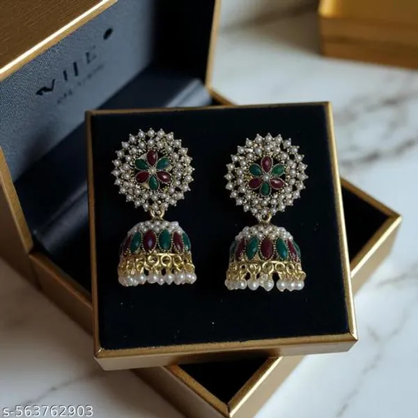 Traditional_Kundan_Pearl_Studded_Jhumka_Earrings
