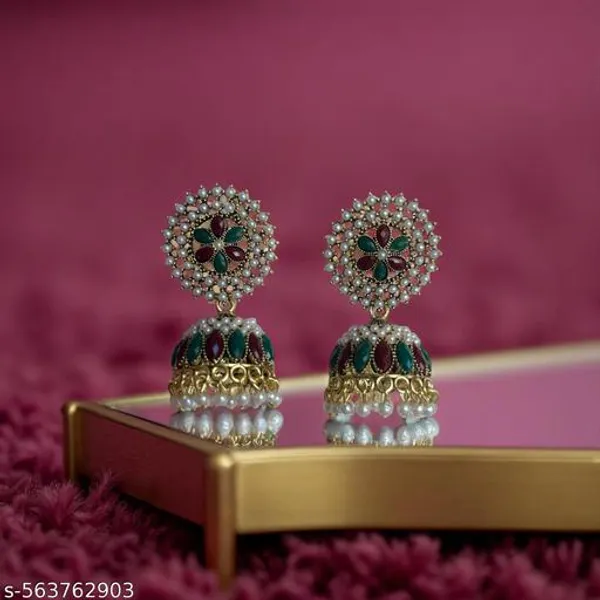Traditional_Kundan_Pearl_Studded_Jhumka_Earrings