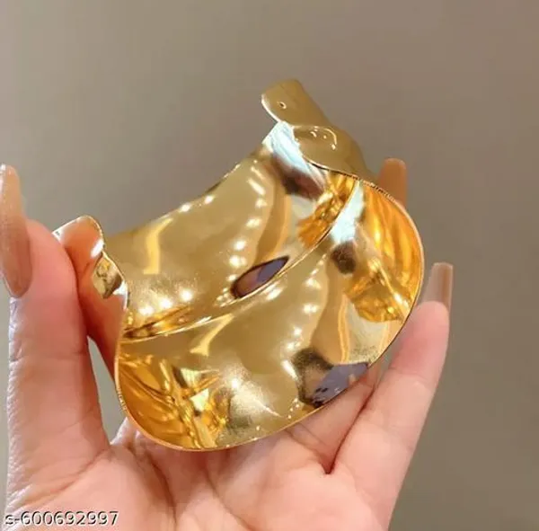 Premium_Golden_Plated_Adjustable_Cuff_Bracelet