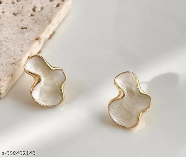 Trendy_Irregular_Pearl_Finish_Earrings_For_Women_And_Girls