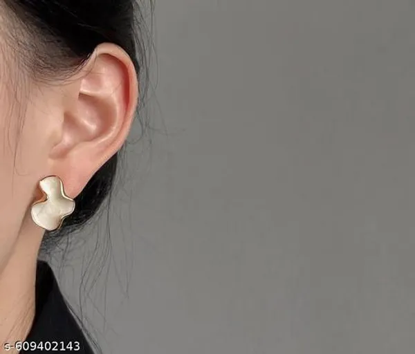 Trendy_Irregular_Pearl_Finish_Earrings_For_Women_And_Girls