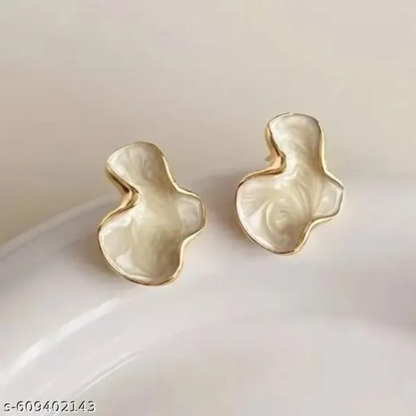 Trendy_Irregular_Pearl_Finish_Earrings_For_Women_And_Girls