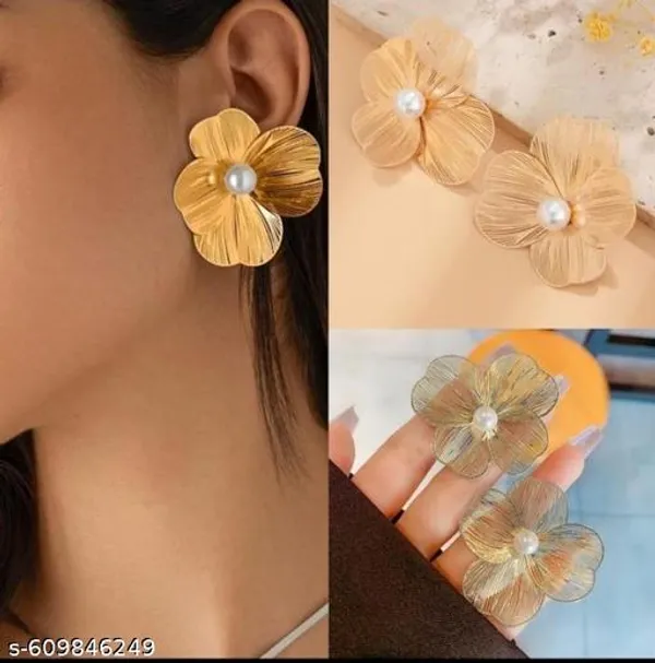 Trendy_Floral_Pearl_Stud_Earrings_For_Women_And_Girls