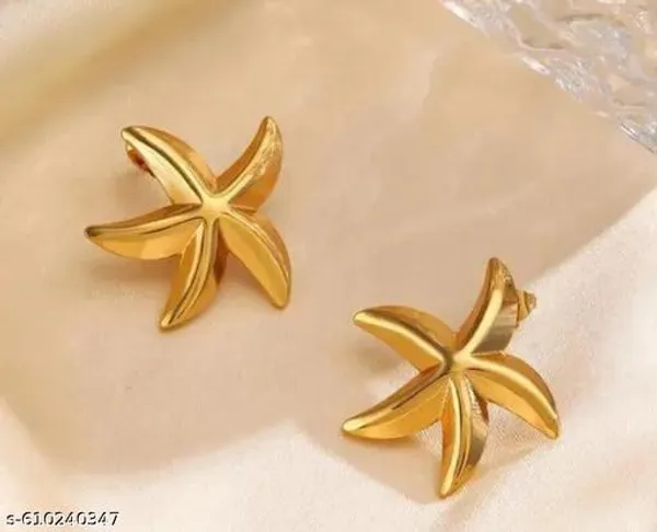 Trendy_Starfish_Design_Golden_Stud_Earrings