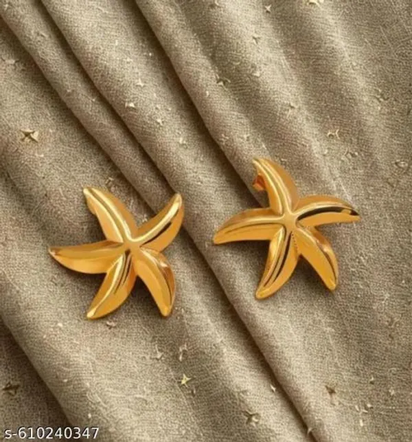 Trendy_Starfish_Design_Golden_Stud_Earrings