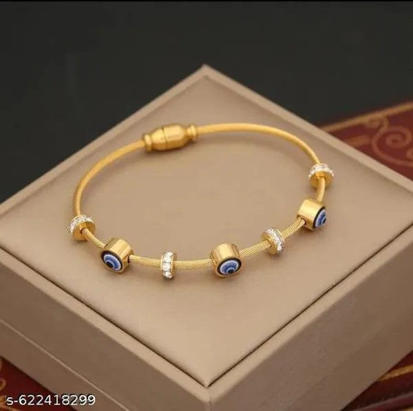 Elegant_Gold_Toned_Evil_Eye_Stainless_Steel_Bracelet_|_Anti_Tarnish_|_Adjustable