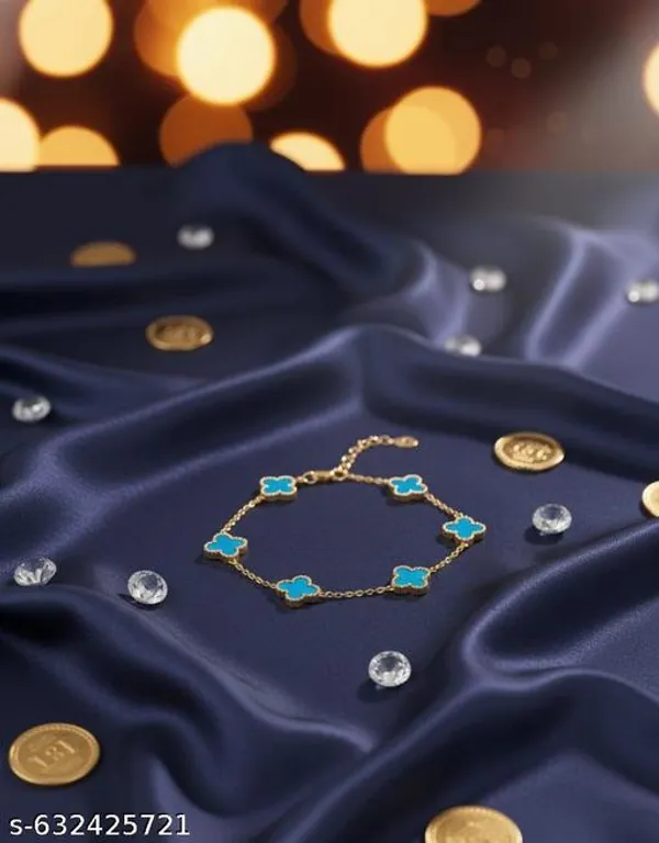 Elegant_Blue_Clover_Design_Gold_Plated_Bracelet