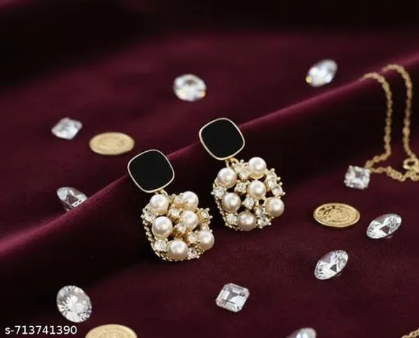 Black_Enamel_And_Pearl_Cluster_Gold_Tone_Statement_Earrings