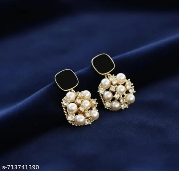 Black_Enamel_And_Pearl_Cluster_Gold_Tone_Statement_Earrings