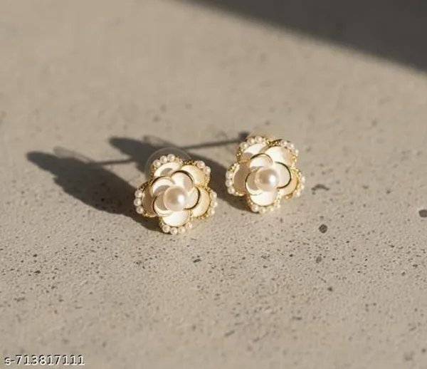 Pearl_Floral_Stud_Earrings_With_Gold_Tone_Finish