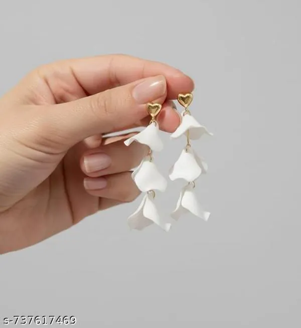 White_Layered_Floral_Drop_Earrings_With_Gold_Heart_Stud