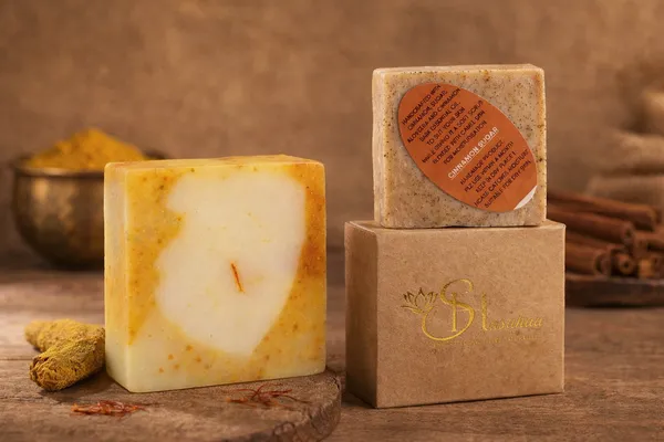 Cinnamon_Sugar_Scrub_Kasturi_Haldi_And_Kesar_Handmade_Soap_Pack_Of_2