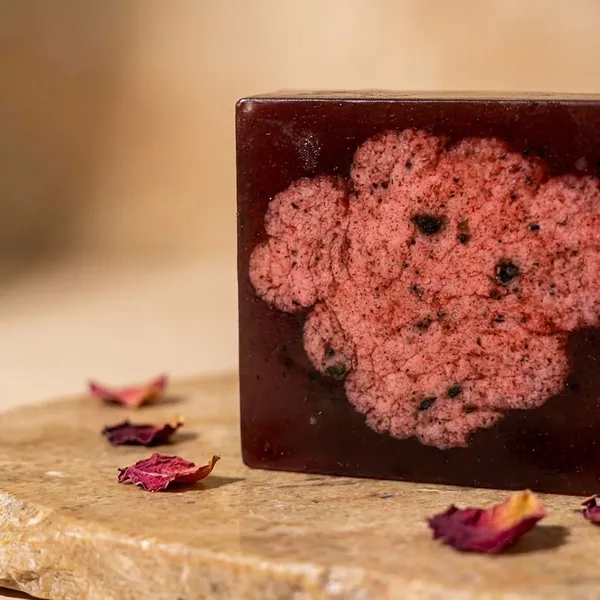 Manjishtha_Rose_Scrub_Soap